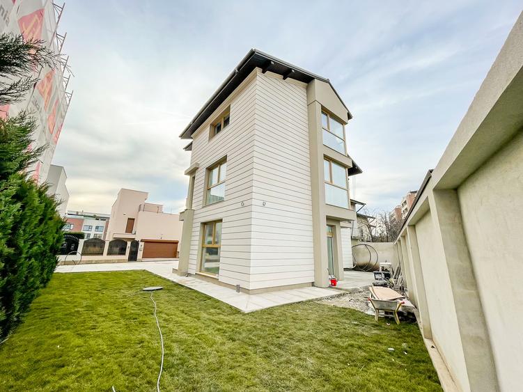 Vila individuala , pasiva, nou construita plata esalonata  zona Pipera,  341 mp - 5