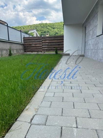 Casa tip cvadriplex 4 camere, 150 mp, Zona Sub Cetate - 1