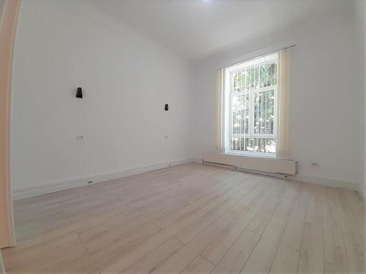 Vanzare|  5 Camere | Ultracentral | 120 mp | Lux| Profitabil | Renovat | - 3