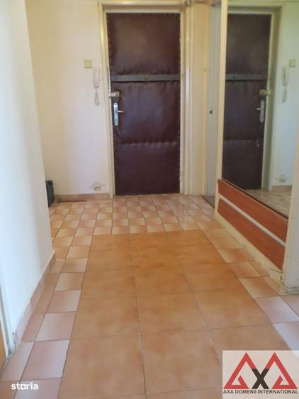 Apartament 4 camere Titan - metrou Nicolae Grigorescu - etaj 1 -bloc H - 16