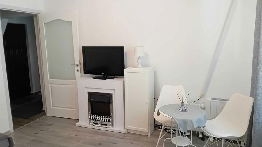 Durau : apartament 1 camera, decomandat, complet mobilat si utilat - 7