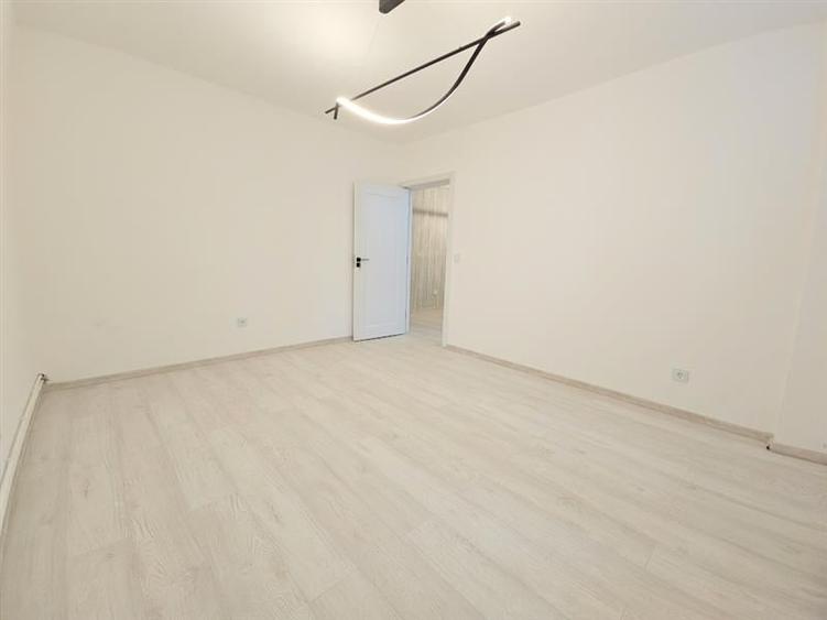 Spatiu comercial modern in Bacau, ideal pentru afacerea ta! - 15