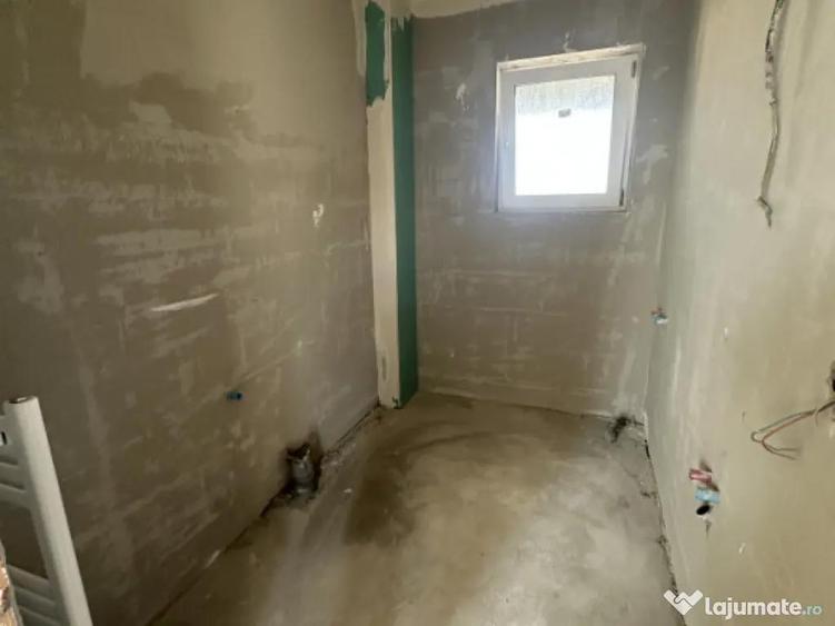 Apartament de vanzare, cu 2 camere, 42 mp, zona Garii - 3