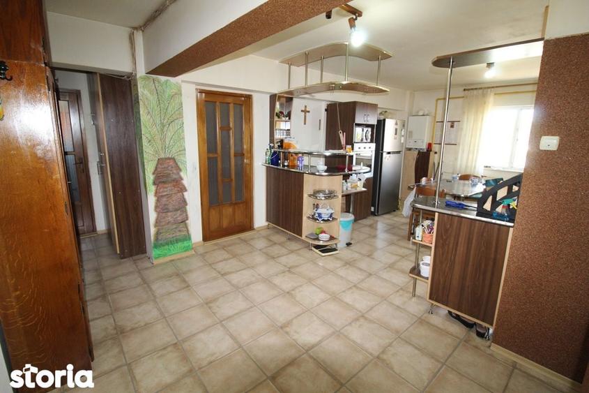 Vand apartament 4 camere in Hunedoara, Micro1-Bd. Liberta?ii, 103mp... - 9