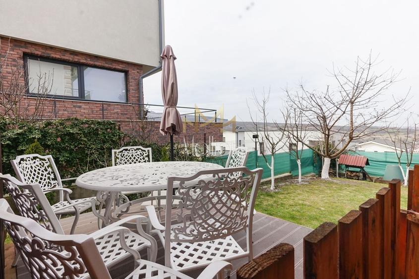 Duplex 386 mp teren 120 mp utili, 2 balcoane, 2 terase, Borhanciului - 34