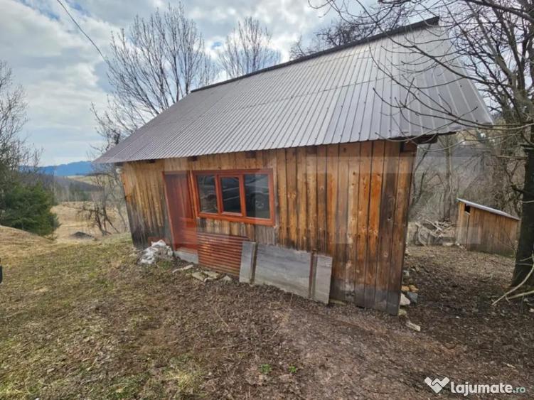 Teren 22.267 mp (intravilan + extravilan) cu construc?ie, T - 3