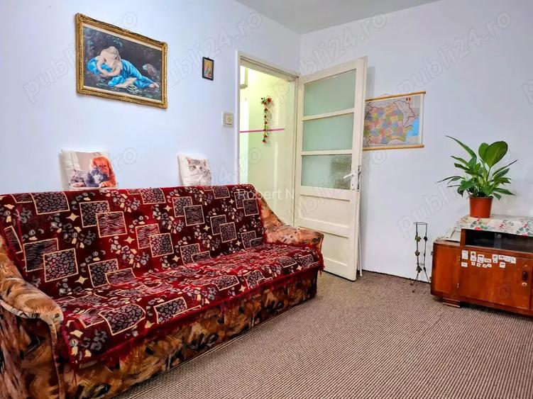 Apartament 2 camere de inchiriat Pia?a Doina etaj 4 4 Apartament 2 camere de inchiriat Pia?a Doina etaj 4 4