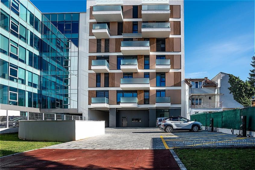 Apartament cu 3 camere decomandat, mobilat în Gheorgheni