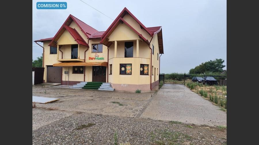 Spatiu parter de inchiriat  in Baicoi - 11