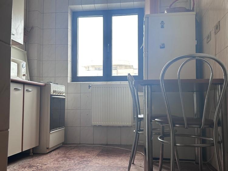 Apartament 3 camere, Super locatie, 3 minute de metrou Timpuri Noi - 7