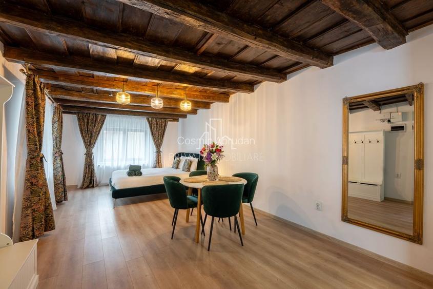 Casa in zona centrala,  2 apartamente, Sighisoara