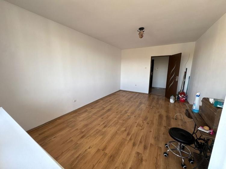Apartament 2 camere 49 M? + balcon 10 M? cu priveliste Simeria - 3
