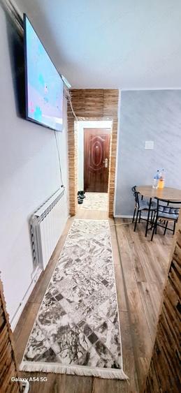 Vand garsoniera cong 1, etj2 din 4 complect mobilat se vinde cu tot ce e in imagine - 4