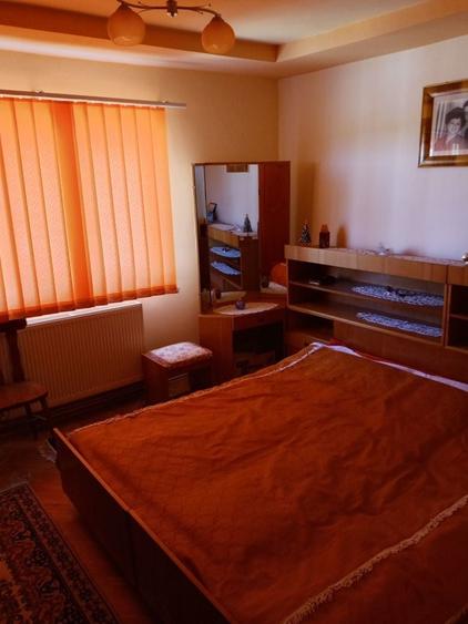 DE VANZARE apartament zona stadion 1 - 2