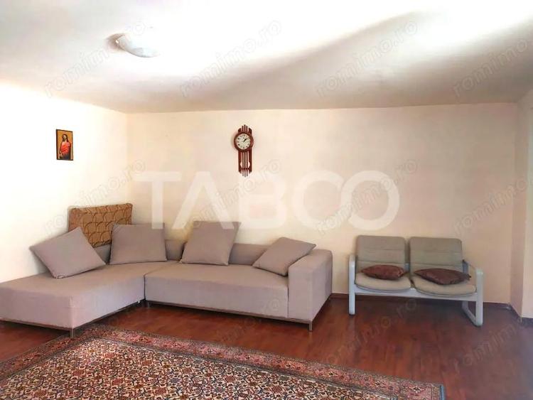 Casa 214 mp utili singur in curte 800 mp teren zona centrala Cisnadie - 18