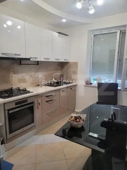 Apartament de vanzare, cu 2 camere, 55 mp, zona Careiului Apartament de vanzare, cu 2 camere, 55 mp, zona Careiului