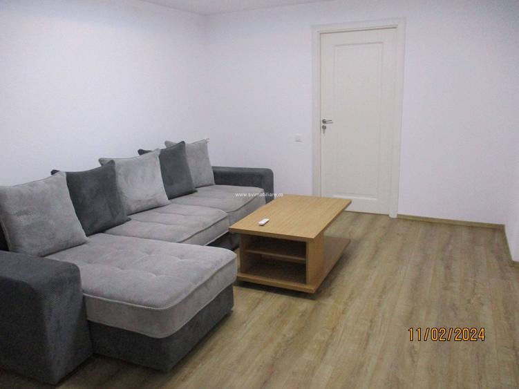 Comision 0 - Casa renovata cu 2 corpuri si gradina in Caransebes - 5