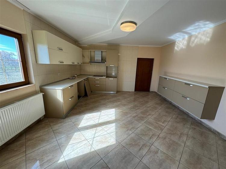 Casa noua de vanzare in Vulturu - Hângulesti 89.000 Euro - 7