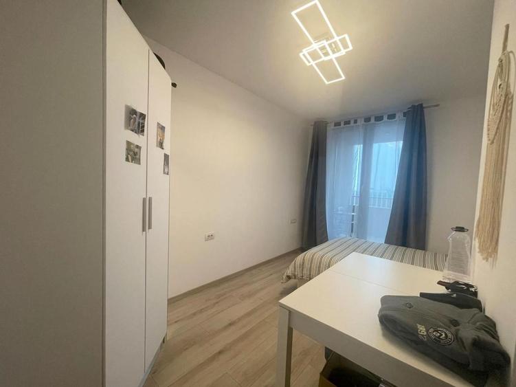 De vanzare, apartament cu 2 camere, - 8