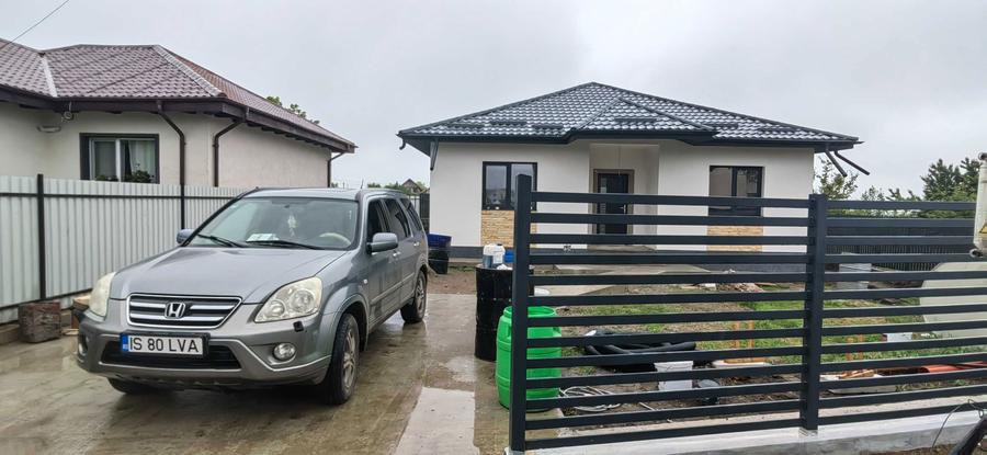 Casa de vanzare Breazu - 1