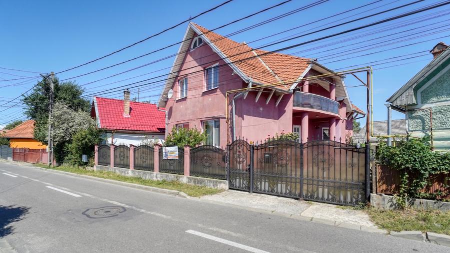 Covasna, casa cu structura deosebita, curte generoasa, dependinte foarte utile! - 7