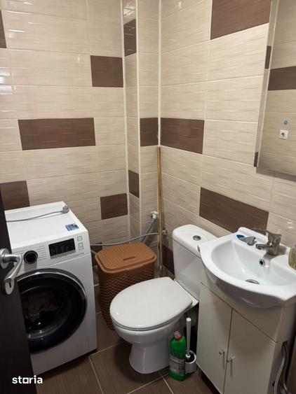 Apartament cu 3 camere decomandat în Iosia