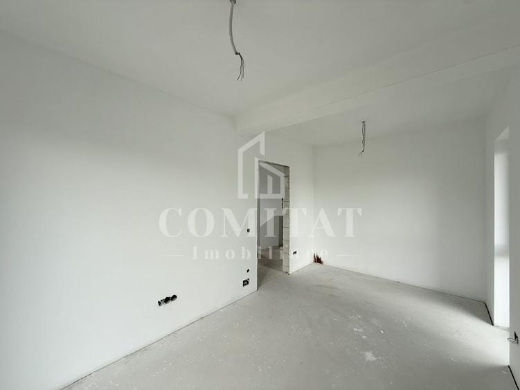 Casă individuală cu 699 teren la preț bun Chinteni - 8