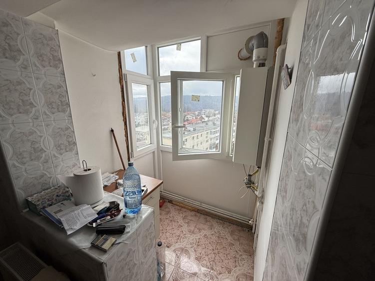 Ap 4 camere 90 mp+boxa+1 camera pe hol ultracentral b-dul Carol 1 - 30