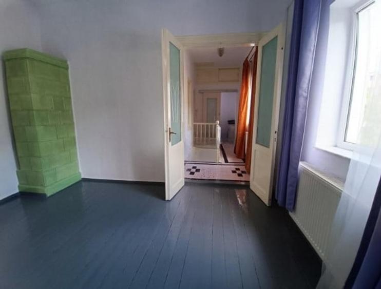 Ultracentral, spatiu comercial  D+P+1, curte generoasa, IDEAL BIROURI - 16