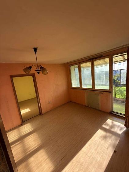 Apartament cu 2 camere semidecomandat în Țiglina 1