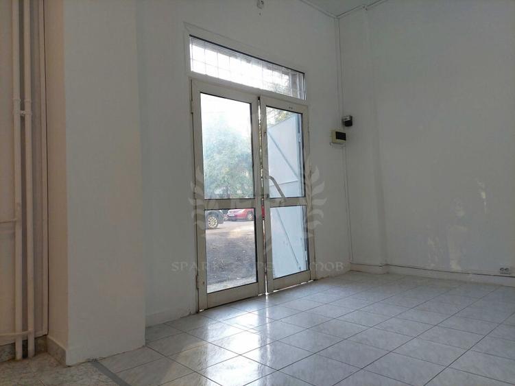 // SPATIU COMERCIAL//35 mp// CARAIMAN// - 5