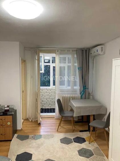 Apartament cu 1 camera, decomandat, etajul 4/9, zona Tatarasi