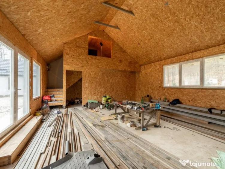 Casa moderna cu 5 camere intr-o zona lini?tita de deal - 5