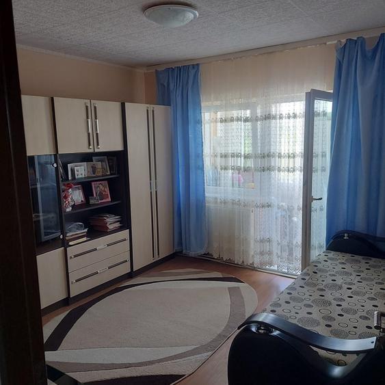 Apartament cu 2 camere decomandat în Soarelui