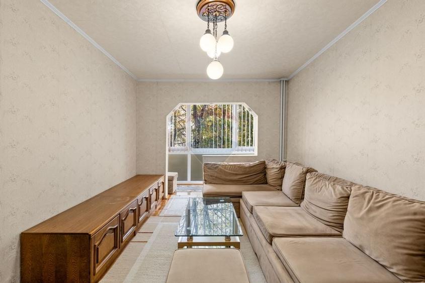 Apartament cu 3 camere de vânzare- COMISION 0% - 3