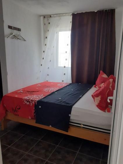 Casa 12 camere cu bai de vanzare la 5 min de mare (mers pe jos) - 3
