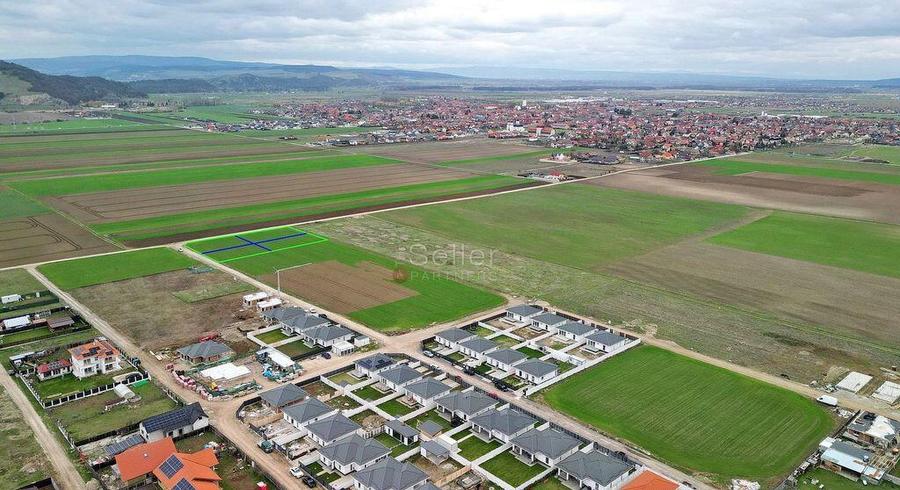 Teren intravilan - 7