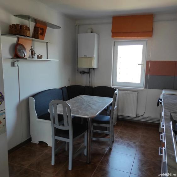 Apartament de inchiriat zona centrala . valabil daca e vizibil - 4