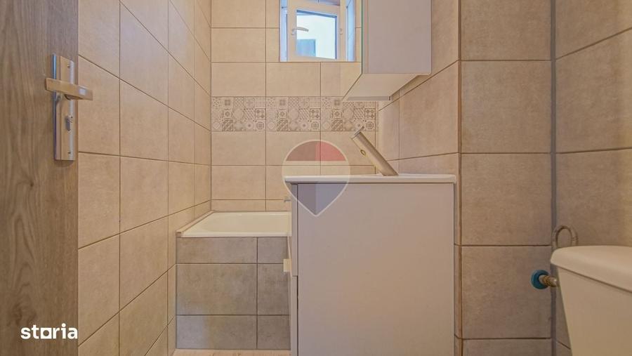 Apartament cu 2 camere decomandat în Electroprecizia