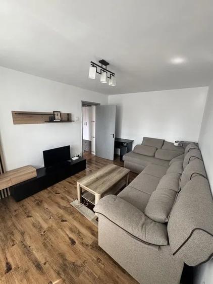 Apartament de 2 camere, decomandata, 40 mp, zona Drumul Taberei. - 1