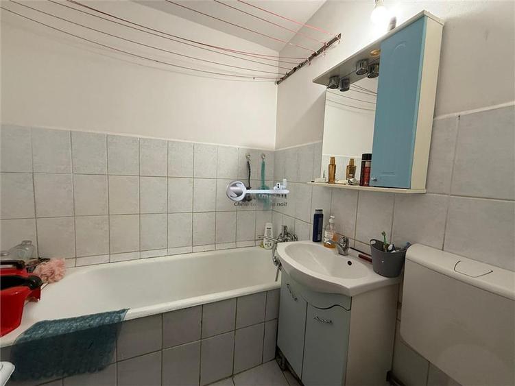 2 CAM PODU DE FIER,  TUDOR VLADIMIRESCU,  DECOMANDAT, MUTARE IMEDIATA - 8