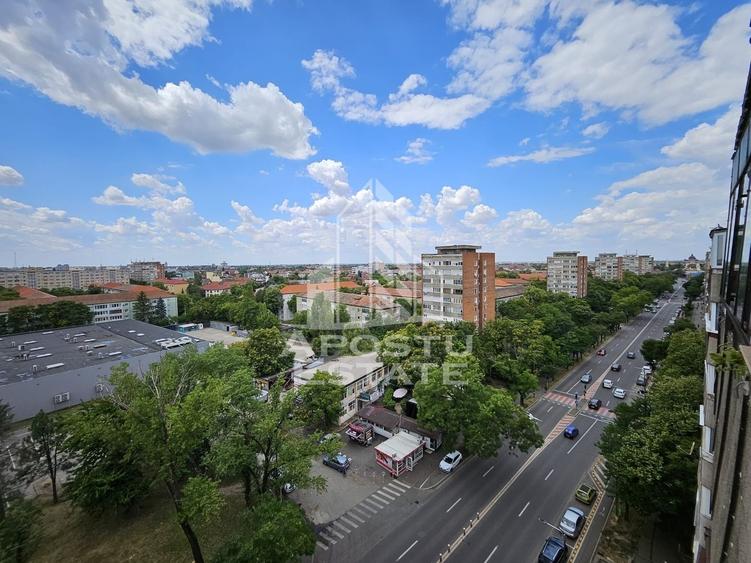 Apartament 2 camere , 50 mp utili, et.10/10, zona Circumvalatiunii - 10