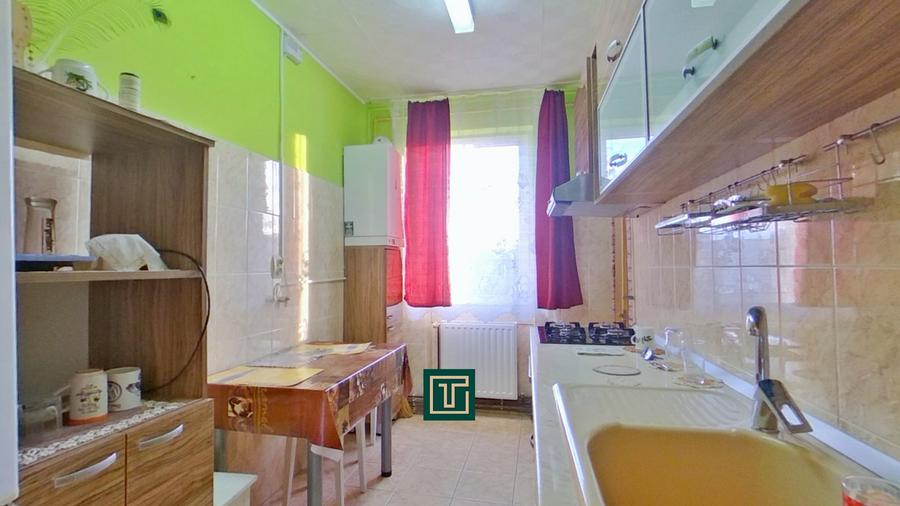 Apartament decomandat cu 3 camere, 2 băi și 2 balcoane în Micălaca - 13