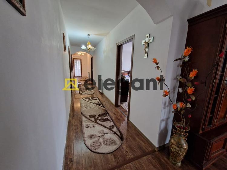 Casa, parter, suprafata 168 mp, teren 600 mp, panouri, mobilata, Bariera Valcii - 14