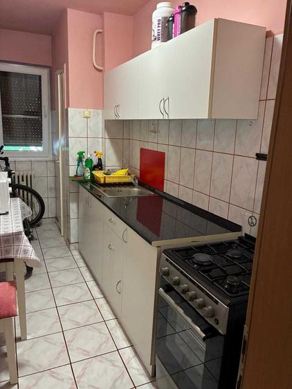 Dau in chirie apartament 2 camere - 4