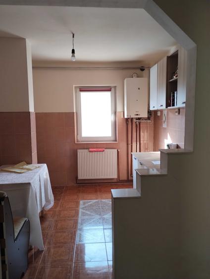 Apartament 4 camere oferta deosebita, 2 balcoane, 2 bai, etaj 1 - 6