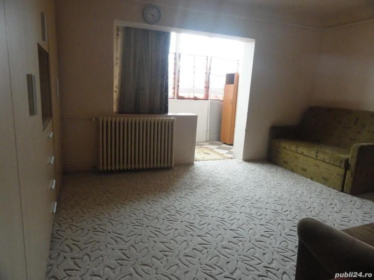 Apartament 1 camera decomandat intr-un bloc de apartamente in Confectii, renovat, mobilat - 1