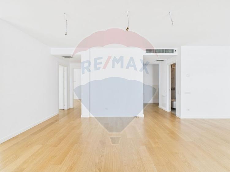 De vanzare | Apartament 3 camere Pipera |  Terasa 96 mp - 1