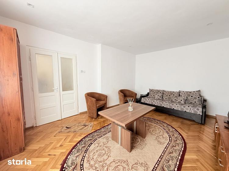 Casă cu 2 camere cu Teren 300 Mp în Central