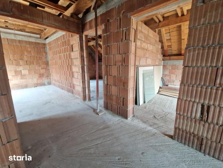 Casa 5 camere + 500mp teren Sura Mare - 1